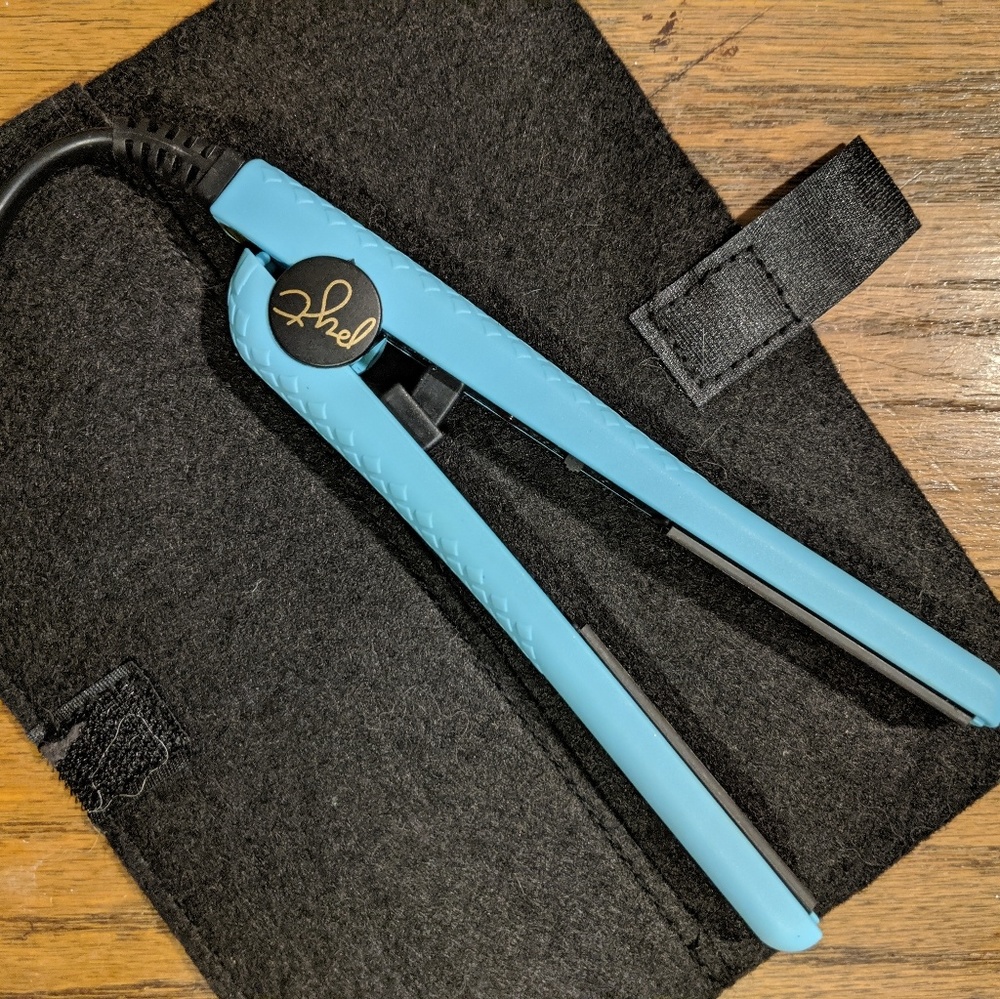 Hair straightener